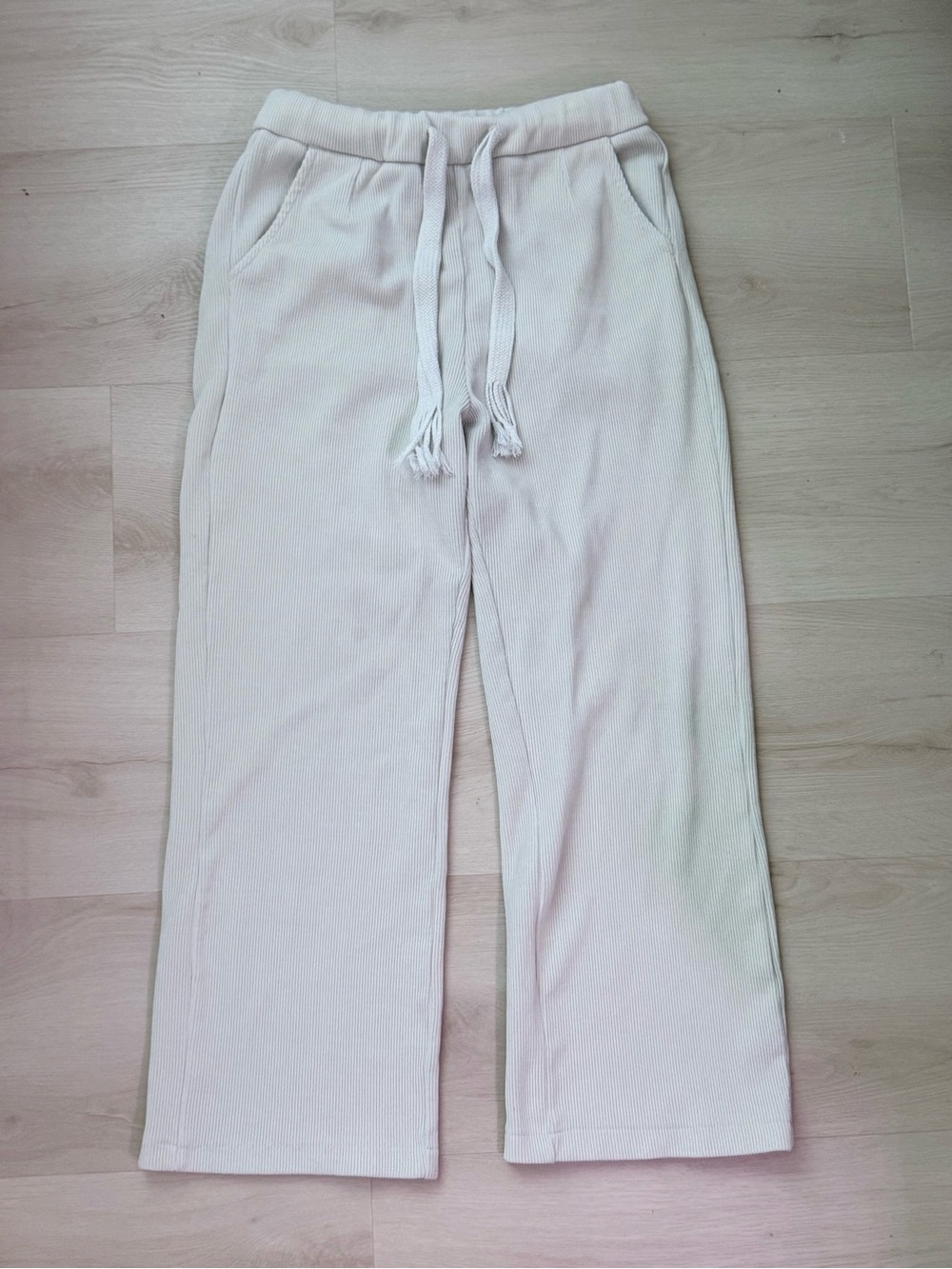 Women’s Cream Drawstring Wide-Leg Pants